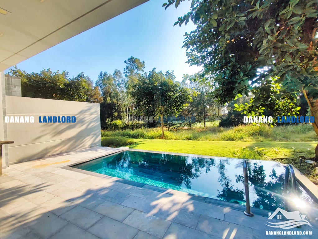 Ocean Villa 4 bedrooms with pool and garden – D226