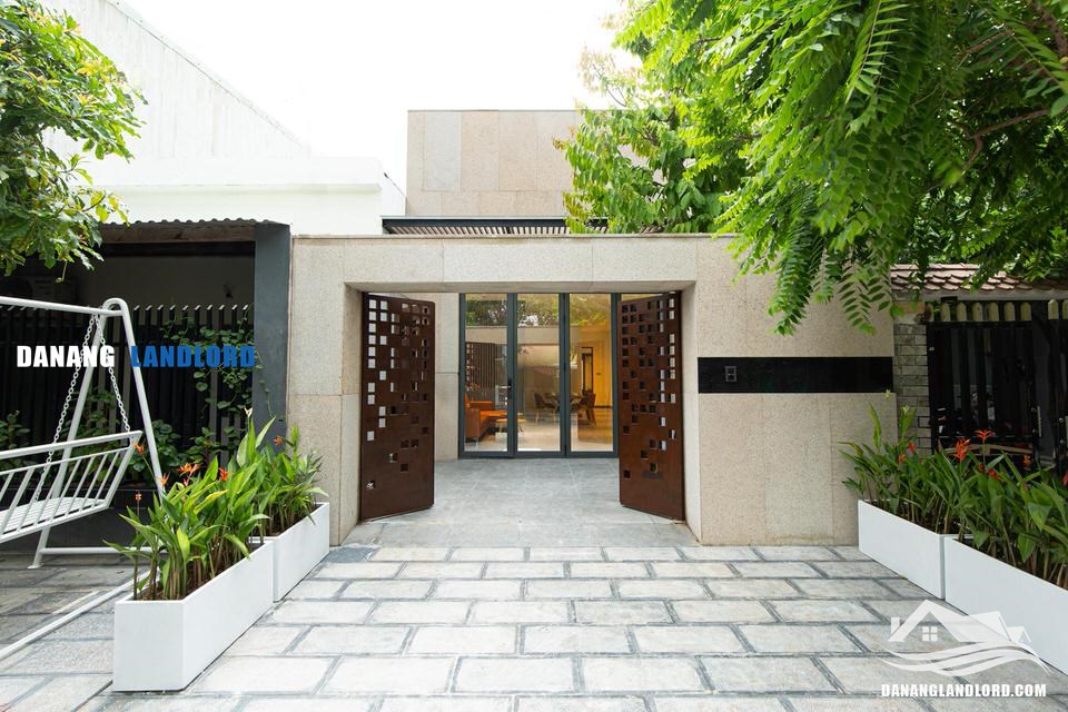 House for rent 2 bedrooms near Pham Van Dong beach – D177