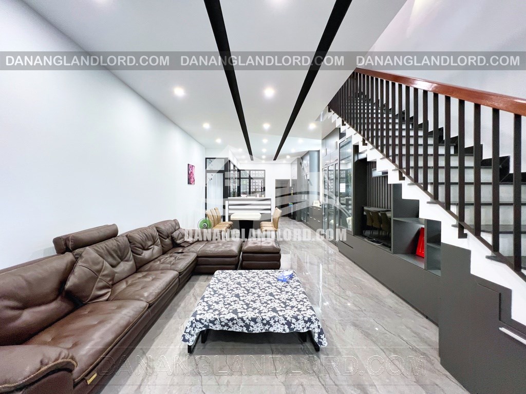 4-Storey House for Rent near Vuong Thua Vu – B925