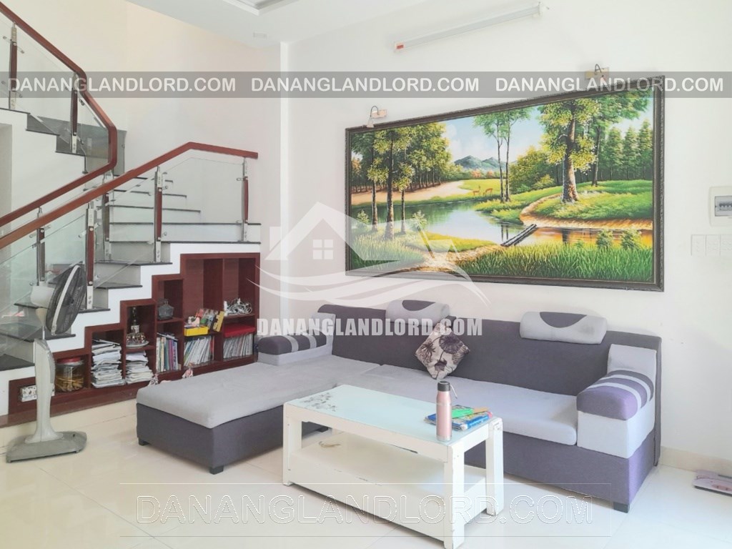 Modern 4-Bedroom House for Rent in Hoa Xuan \u2013 D055