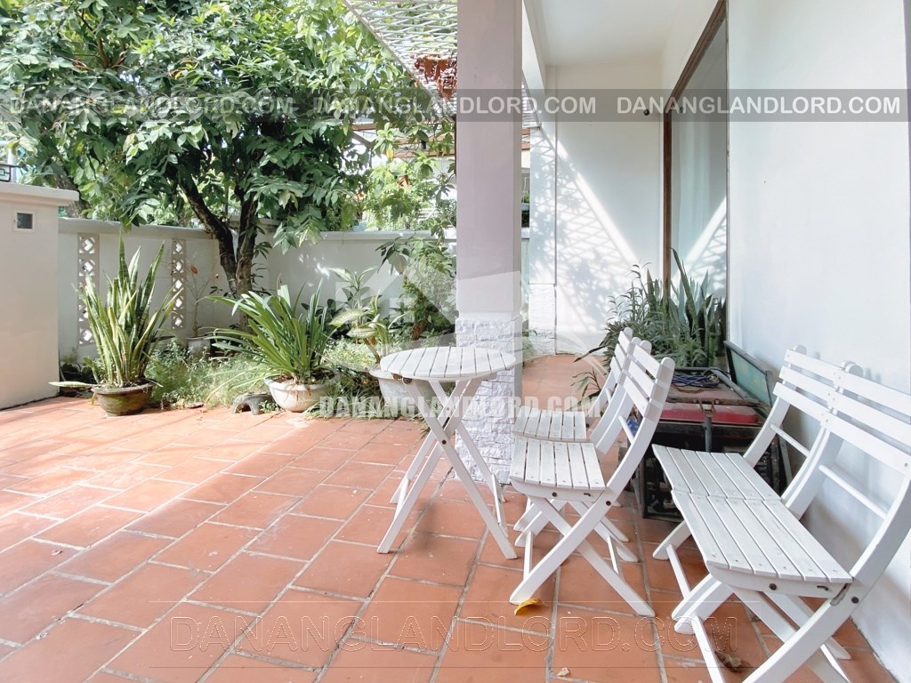Luxurious 4 Bedroom House in Euro Village – B882