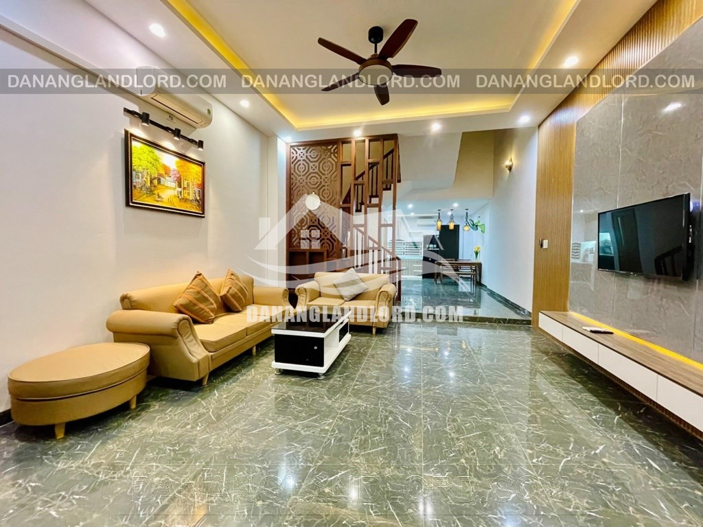 4 bedroom house for rent in Nam Viet A area – D115