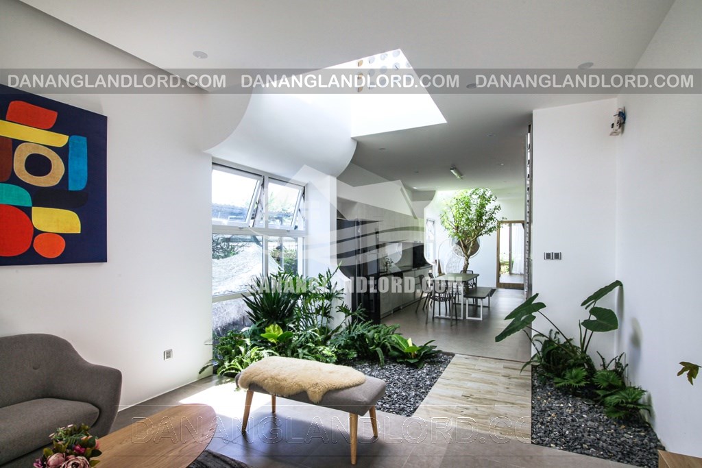 House for rent 3 floors 6 rooms Nam Viet A area – D113