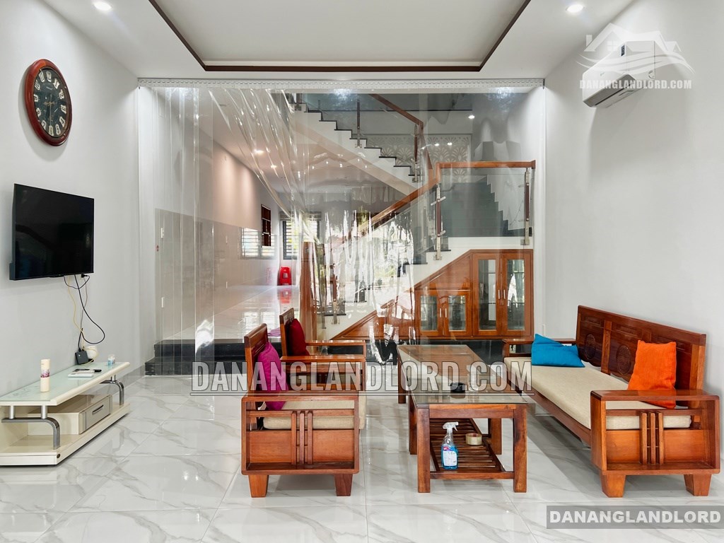 5-bedroom house on Doan Khue street – B949