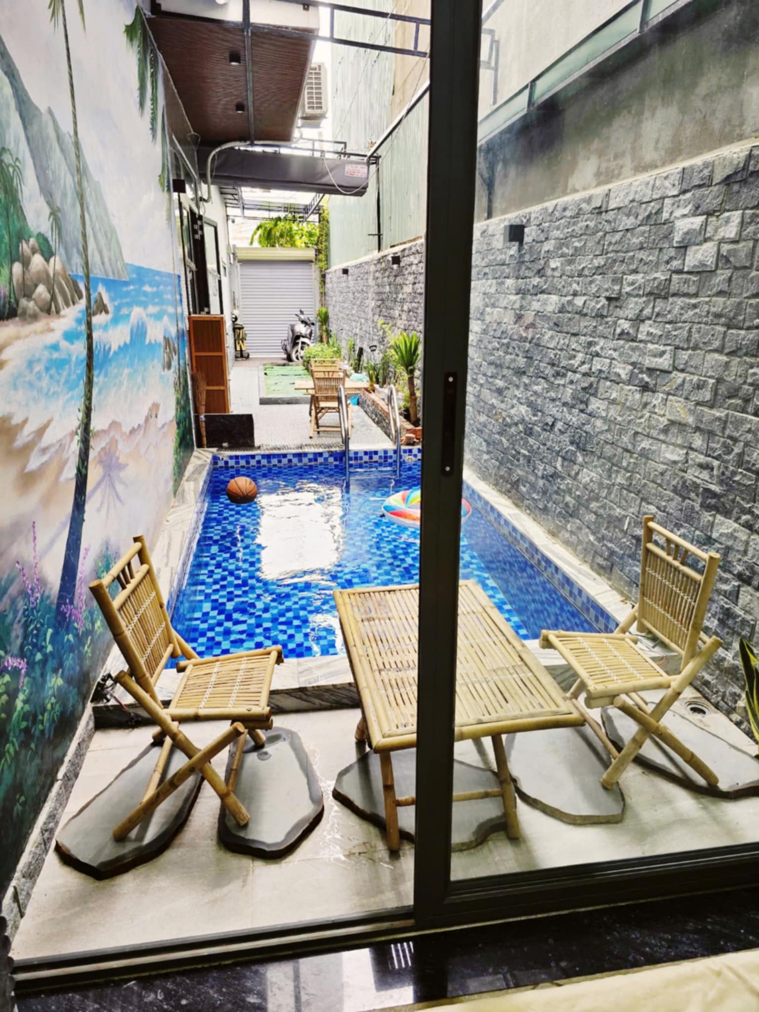 4BR mini villa for rent with pool in Thanh Khe