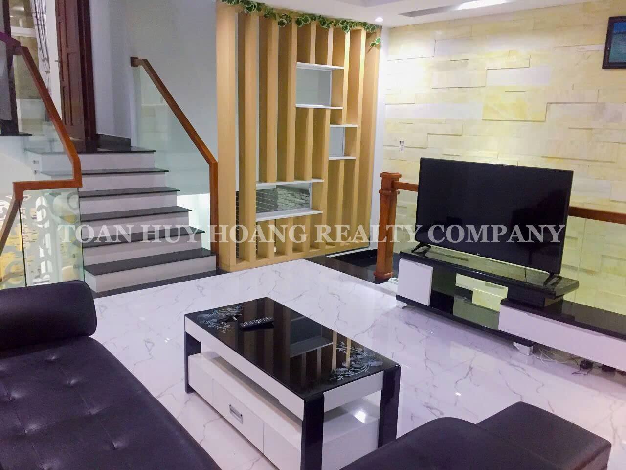 Nice house 3 bedrooms near Pham Van Dong beach – B256