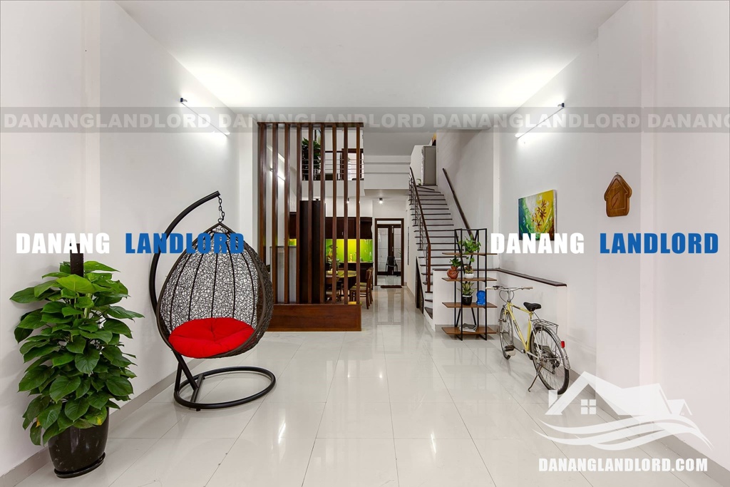 3BR villa, garden, pool, near My Khe beach – B765