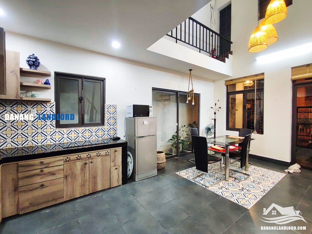Small garden house, 2 bedrooms near My Khe beach – B510