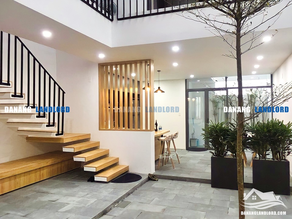 Beautiful 5 bedroom house in Khue My ward – B959