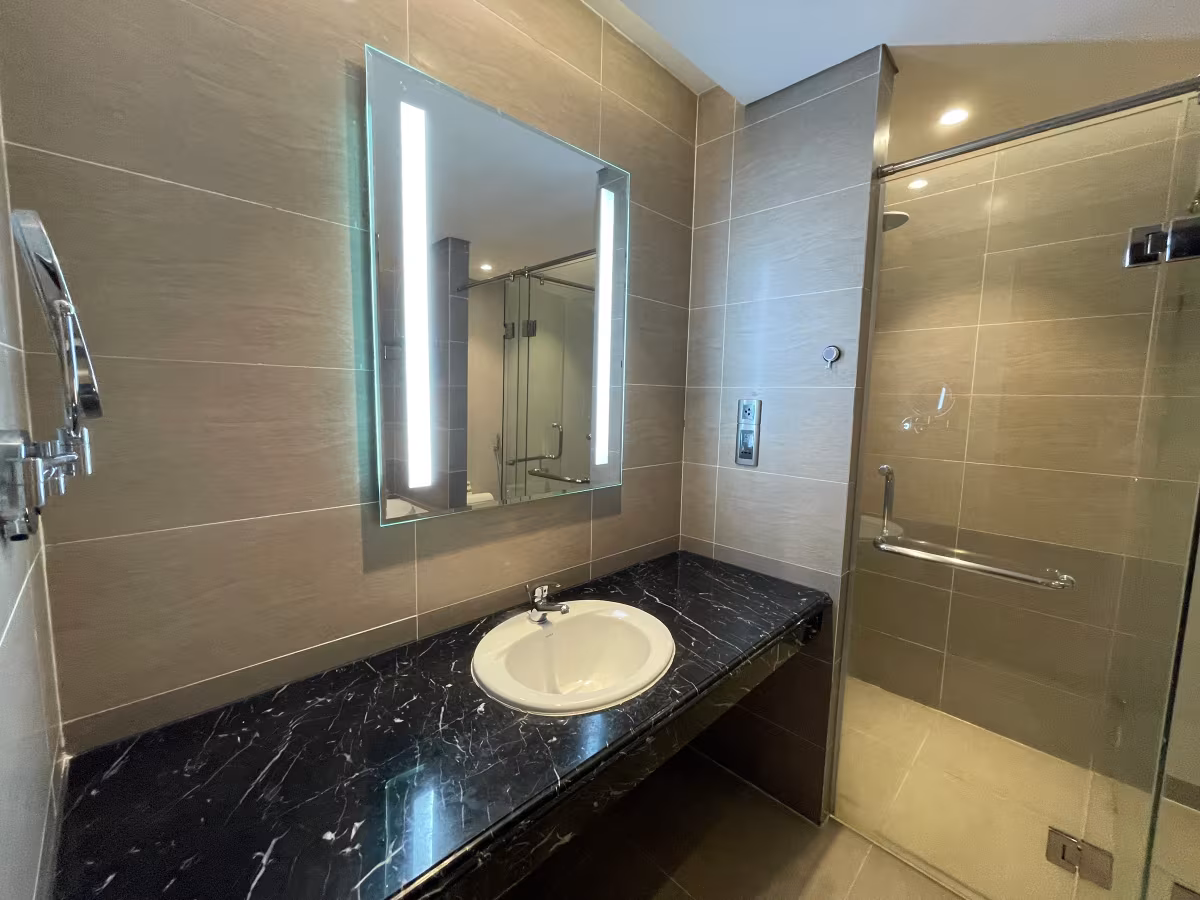 A fully furnished 2-bedroom, 2-bathroom apartment (99 m²) for rent on the 20th floor of Altara Suites Da Nang. Featuring a modern design, private balcony with panoramic views of Son Tra Peninsula, My Khe Beach, and the city. Prime beachfront location with full facilities: pool, gym, spa, restaurants, and 24/7 services