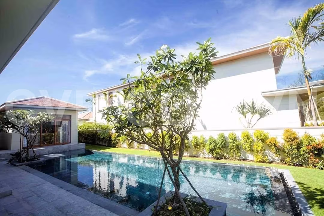 The Ocean Estates Danang – the newest addition to an award-winning Danang Beach Resort is a complex of 37 villas