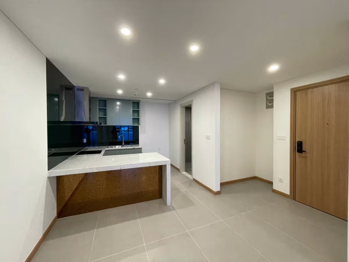 3 Bedroom new apartment FOR SALE in Sam Towers Building Da Nang. SAM Towers Building is located in the