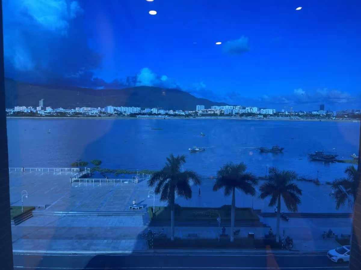 3 Bedroom new apartment FOR SALE in Sam Towers Building Da Nang. SAM Towers Building is located in the