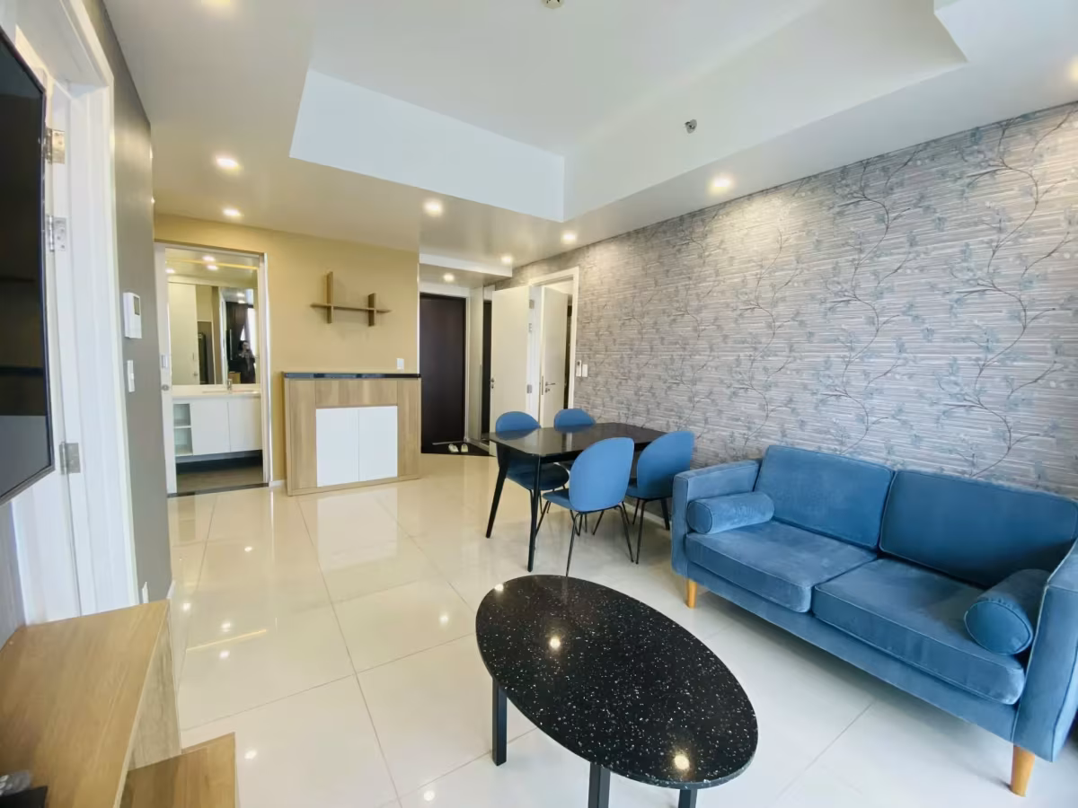 Experience the epitome of modern living in Da Nang with our exquisite 2-bedroom Hiyori apartment for rent. Nestled within a