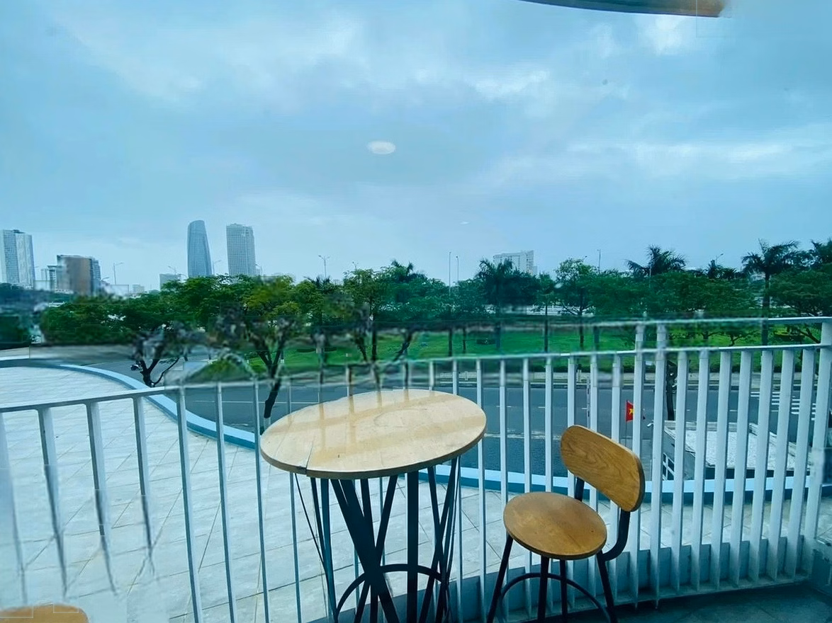 2 Bedroom Apartment for Sale in Son Tra, Da Nang