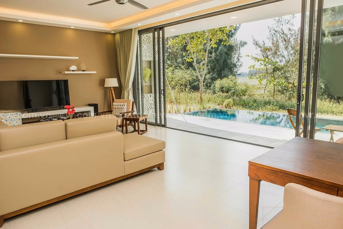 THE POINT GOLF COURSE VILLA 4BDR FOR SALE IN DA NANG The Point has a prime location, located in
