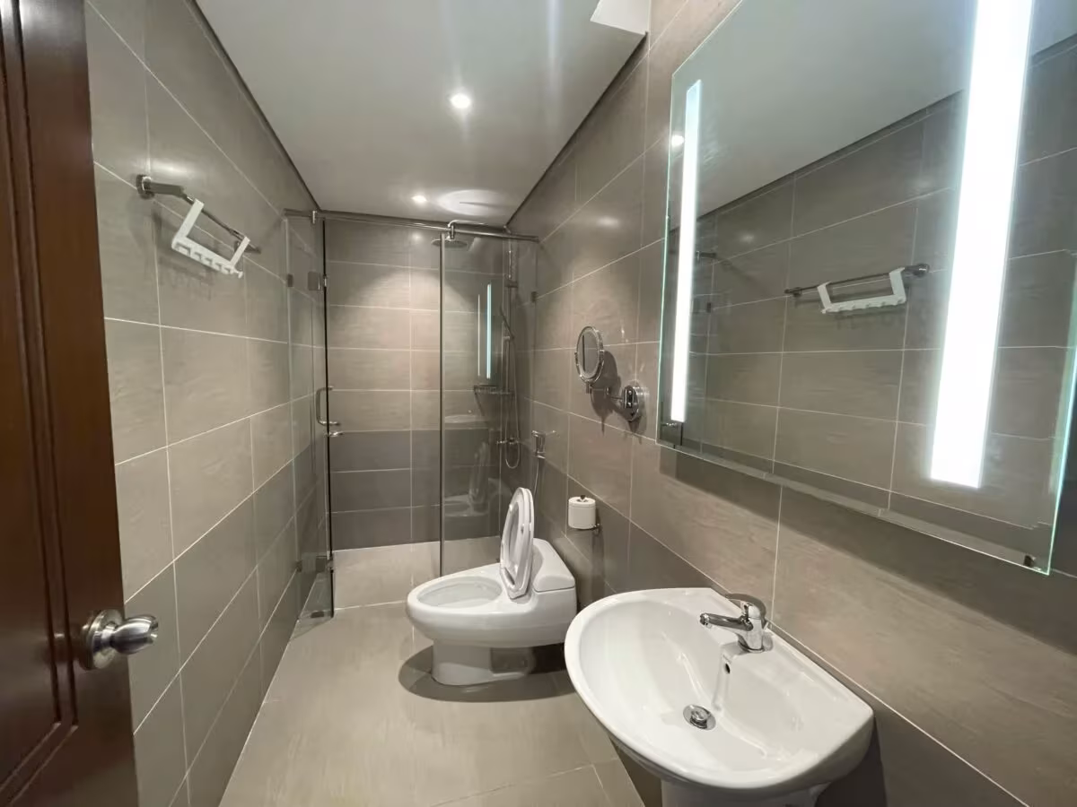 The luxury 1-bedroom apartment for sale is located adjacent to the Altara Suites adjacent to Sheraton Four Points Danang in