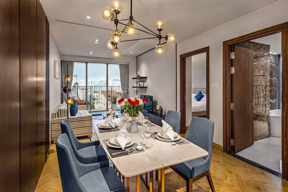 Soleil Wyndham Da Nang Condos Soleil Wyndham Danang will offering five-star, international standards offering condos for sale. The four