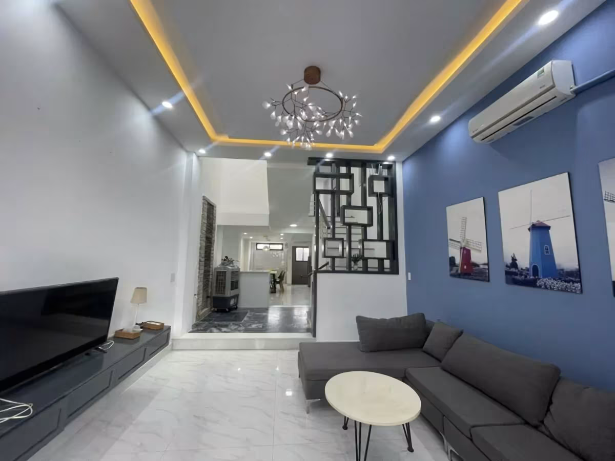 2 Bedroom house for sale in An Thuong area, close to My Khe beach, Da Nang City. This 2-storey