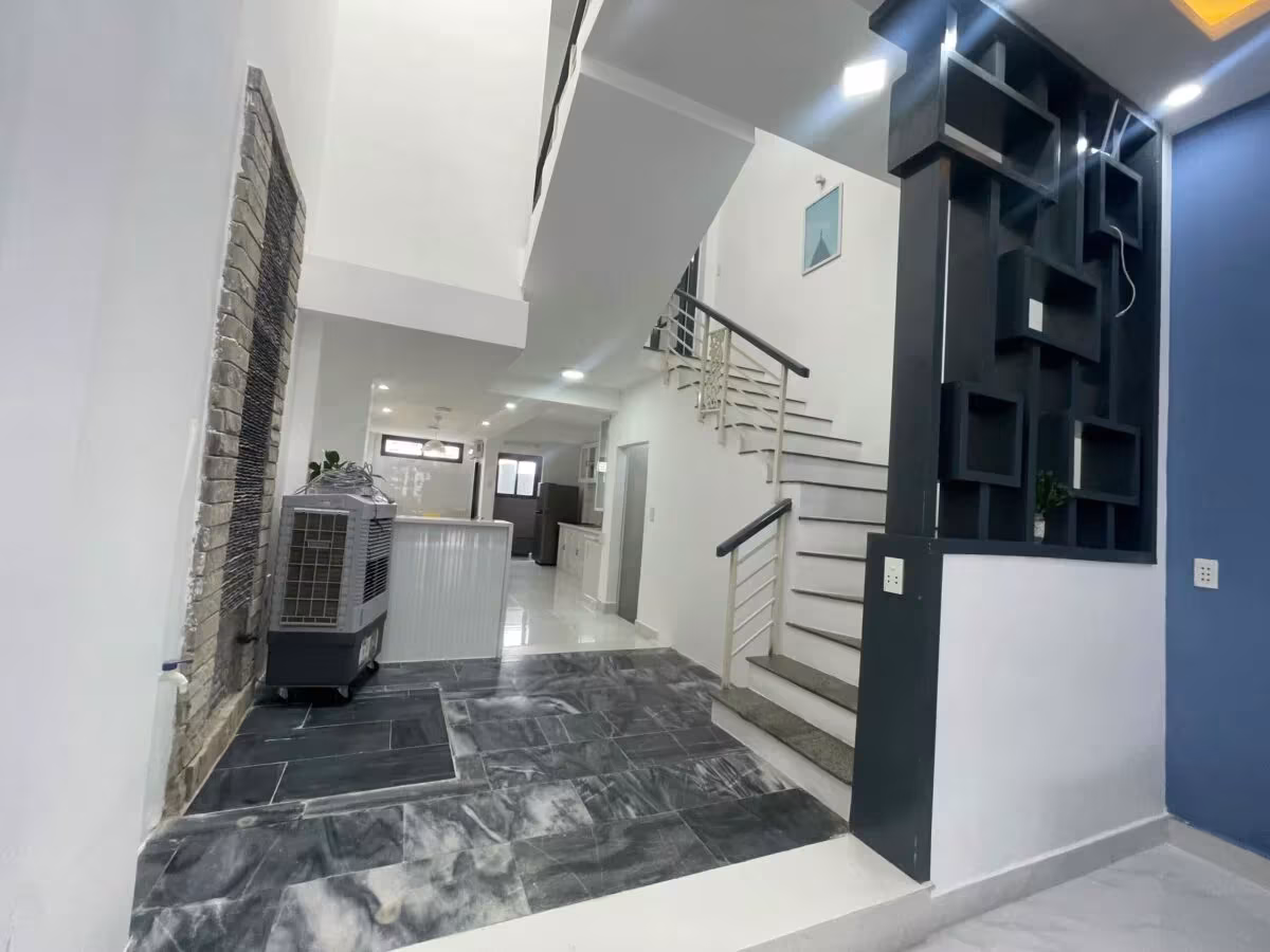 2 Bedroom house for sale in An Thuong area, close to My Khe beach, Da Nang City. This 2-storey